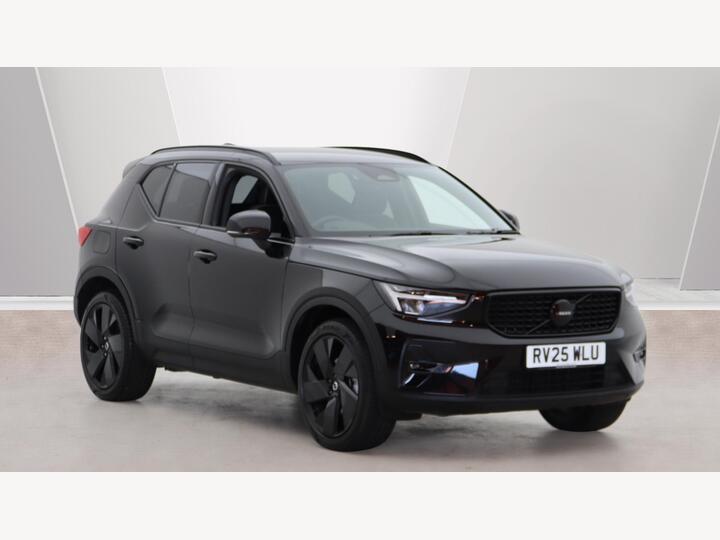 Volvo XC40 2.0 B3 MHEV Plus Black Edition DCT Auto Euro 6 (s/s) 5dr