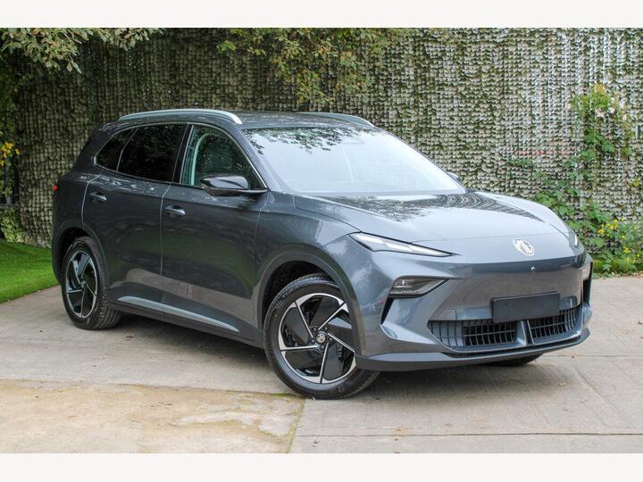 MG S5 64kWh Trophy Long Range Auto 5dr