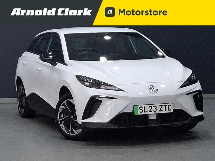 MG MG4 64kWh SE Long Range Auto 5dr