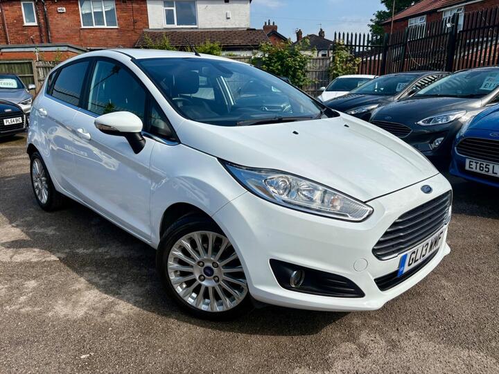 Ford Fiesta 1.0T EcoBoost Titanium Euro 5 (s/s) 5dr