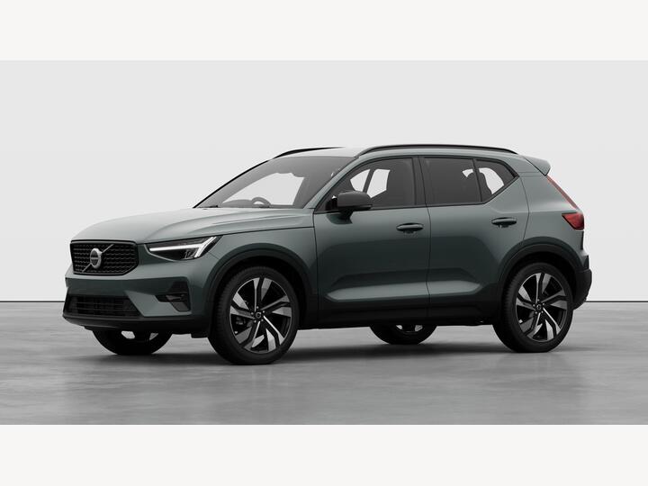 Volvo XC40 2.0 B4 MHEV Plus DCT Auto Euro 6 (s/s) 5dr