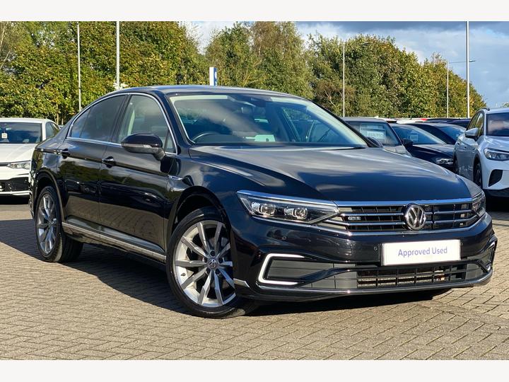 Volkswagen Passat 1.4 TSI 13kWh GTE Advance DSG Euro 6 (s/s) 4dr