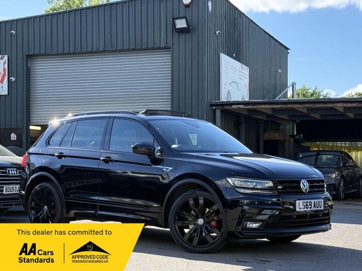 Volkswagen TIGUAN 2.0 TDI R-Line Tech DSG Euro 6 (s/s) 5dr
