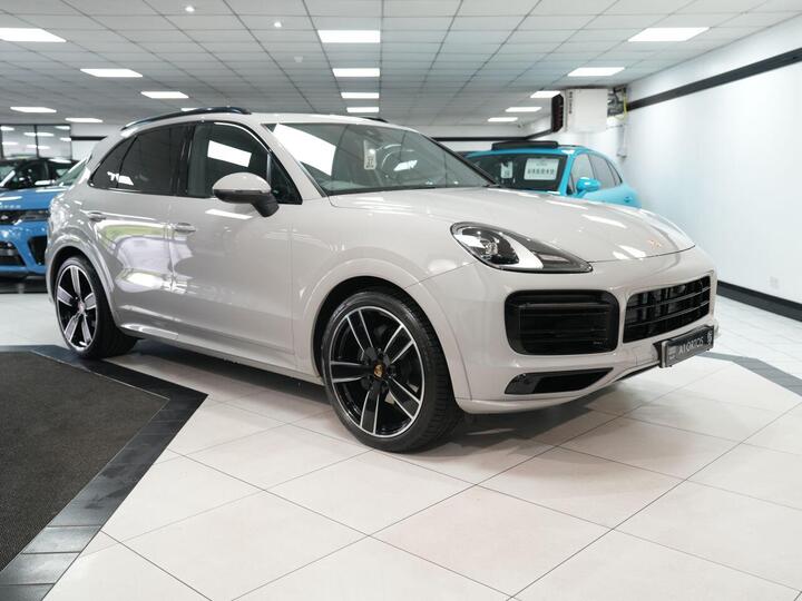 Porsche CAYENNE 3.0T V6 Platinum Edition TiptronicS 4WD Euro 6 (s/s) 5dr