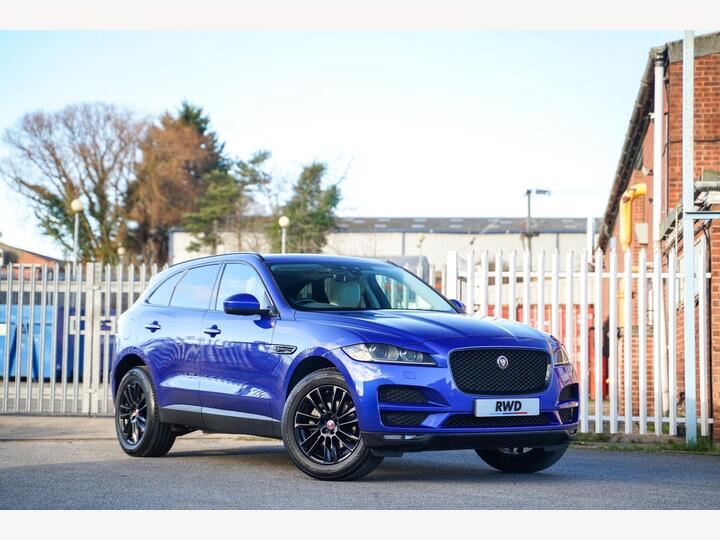 Jaguar F-PACE 2.0 D180 Portfolio Auto AWD Euro 6 (s/s) 5dr Jaguar F-PACE 2.0 D180 Portfolio Auto AWD Euro 6 (s/s) 5dr