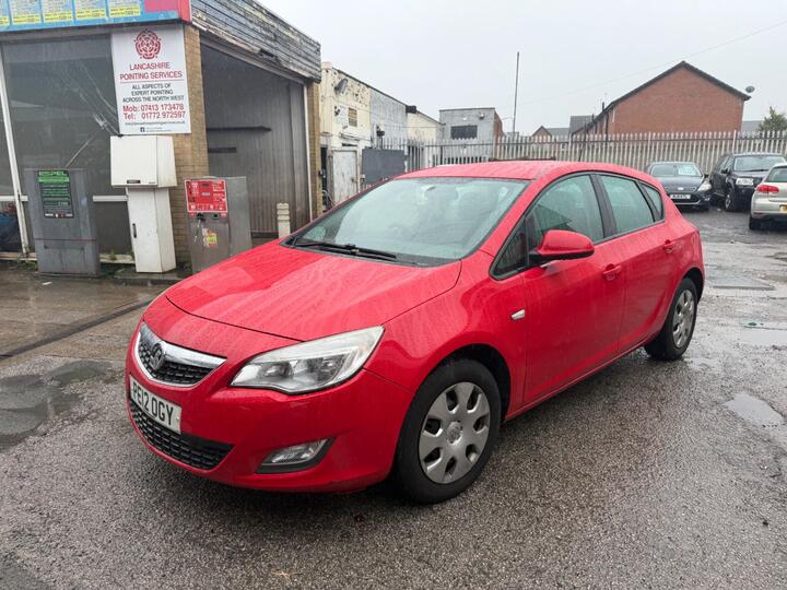 Vauxhall Astra 1.6 16v Exclusiv Auto Euro 5 5dr