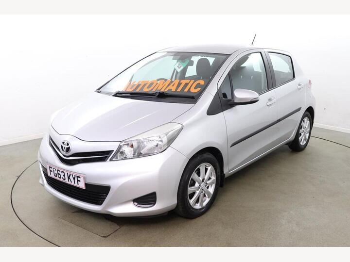 Toyota YARIS 1.33 Dual VVT-i TR Multidrive S Euro 5 5dr