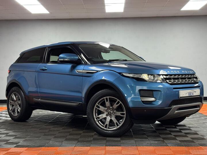 Land Rover Range Rover Evoque 2.2 SD4 Pure 4WD Euro 5 (s/s) 3dr Land Rover Range Rover Evoque 2.2 SD4 Pure 4WD Euro 5 (s/s) 3dr