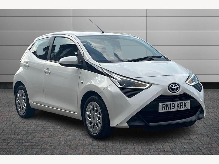 Toyota AYGO 1.0 VVT-i X-play Euro 6 5dr