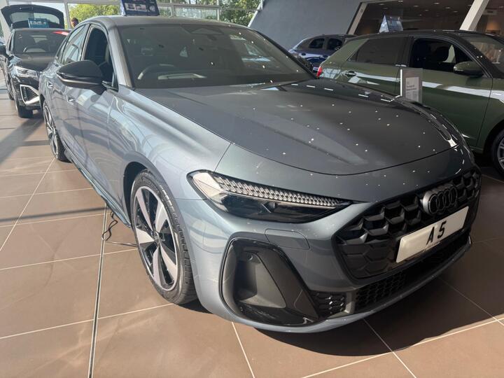 Audi A5 2.0 E-hybrid 25.9kWh Black Edition Saloon S Tronic Quattro Euro 6 (s/s) 5dr