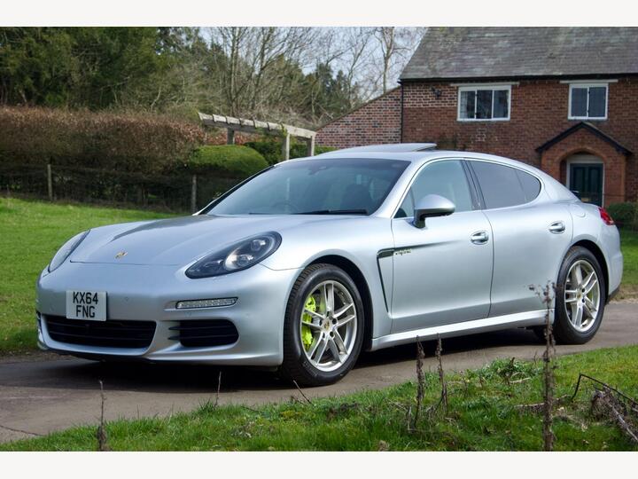 Porsche Panamera 3.0 V6 E-Hybrid S Hatchback 5dr Petrol Plug-in Hybrid TiptronicS Euro 5 (s/s) (416 Ps)