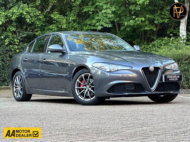 Alfa Romeo Giulia 2.2 TD Super Auto Euro 6 (s/s) 4dr Alfa Romeo Giulia 2.2 TD Super Auto Euro 6 (s/s) 4dr