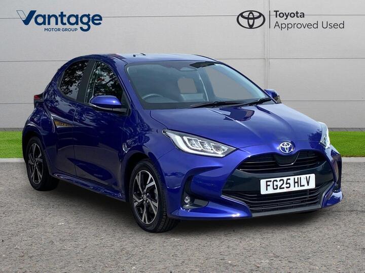 Toyota Yaris 1.5 VVT-h Design E-CVT Euro 6 (s/s) 5dr