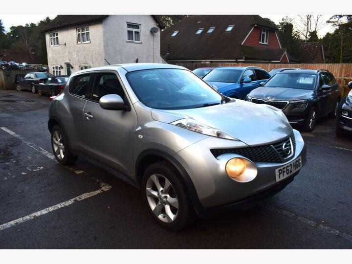 Nissan JUKE 1.5 DCi 8v Acenta Euro 5 (s/s) 5dr Nissan JUKE 1.5 DCi 8v Acenta Euro 5 (s/s) 5dr