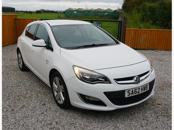 Vauxhall ASTRA 1.6 16v SRi Euro 5 5dr