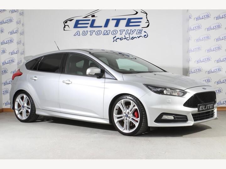 Ford Focus 2.0T EcoBoost ST-3 Euro 6 (s/s) 5dr