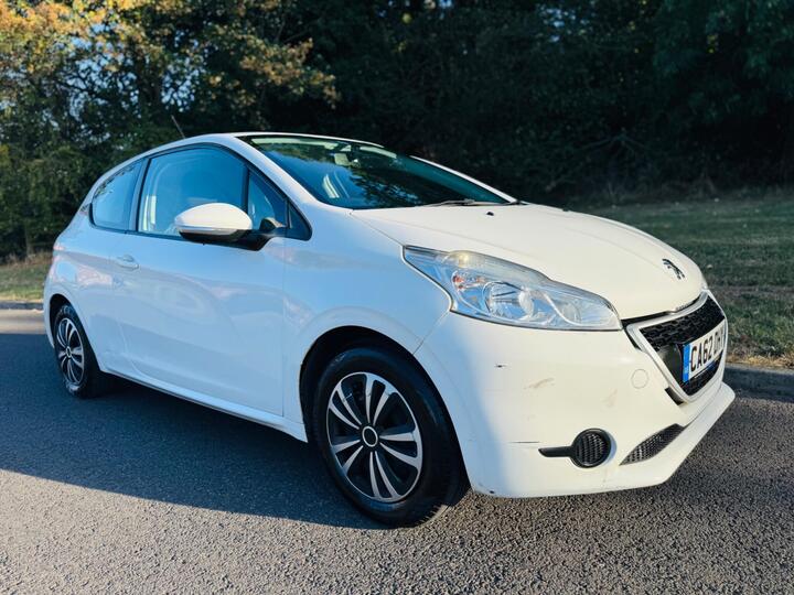 Peugeot 208 1.2 VTi Access+ Euro 5 3dr