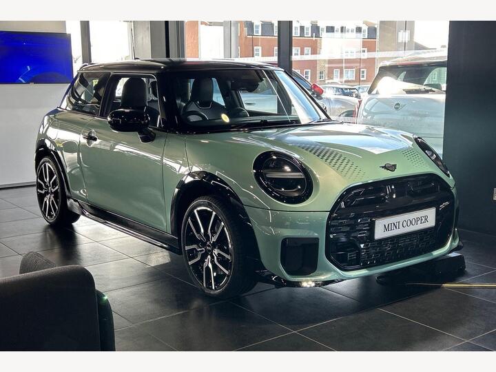 MINI Cooper 1.5C Sport Steptronic Euro 6 (s/s) 3dr