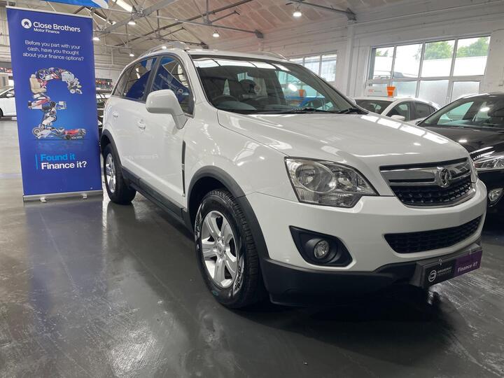 Vauxhall Antara 2.2 CDTi Diamond 2WD Euro 5 (s/s) 5dr Vauxhall Antara 2.2 CDTi Diamond 2WD Euro 5 (s/s) 5dr