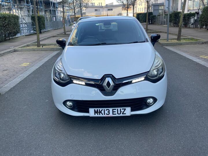 Renault Clio 1.2 16V Dynamique MediaNav Euro 5 5dr