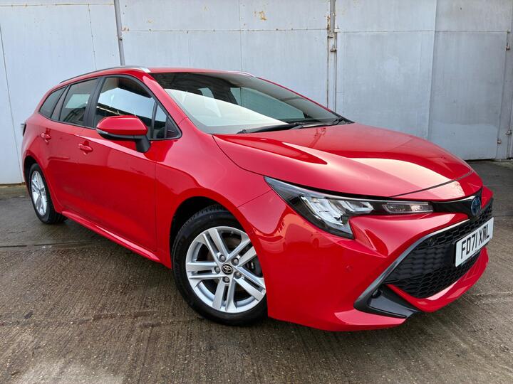 Toyota Corolla 1.8 VVT-h Icon Tech Touring Sports CVT Euro 6 (s/s) 5dr Toyota Corolla 1.8 VVT-h Icon Tech Touring Sports CVT Euro 6 (s/s) 5dr