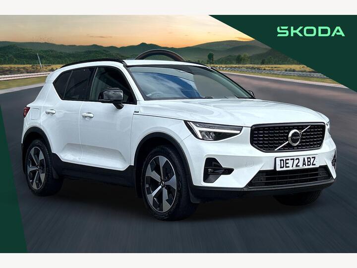 Volvo XC40 2.0 B4 MHEV Plus DCT Auto AWD Euro 6 (s/s) 5dr