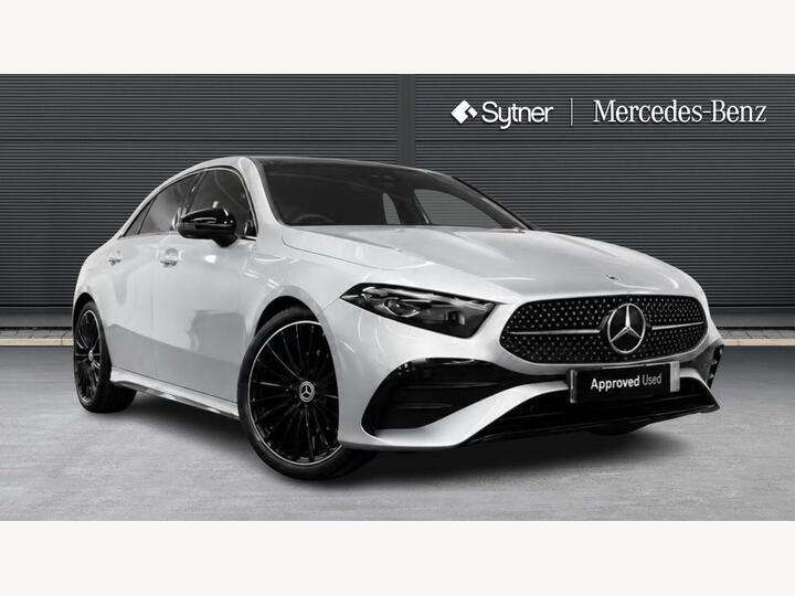 Mercedes-Benz A Class 1.3 A200h MHEV AMG Line (Premium Plus) 7G-DCT Euro 6 (s/s) 5dr