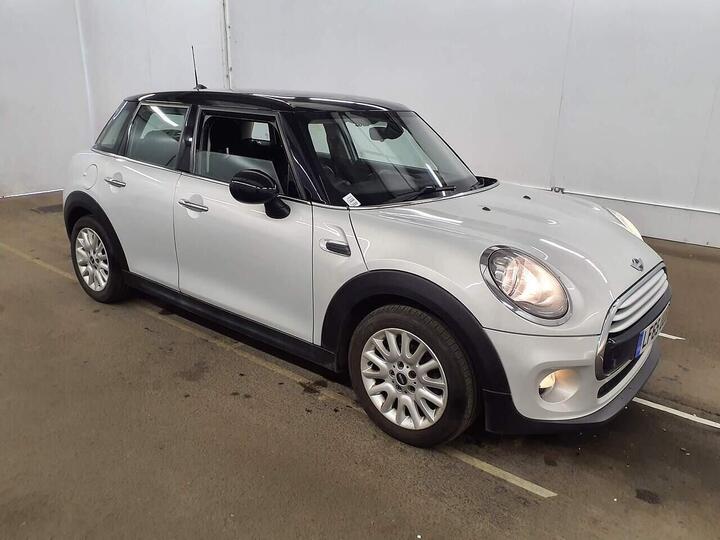 MINI Hatch 1.5 Cooper Euro 6 (s/s) 5dr