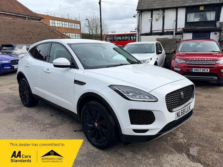 Jaguar E-PACE 2.0 D180 SE Auto AWD Euro 6 (s/s) 5dr Jaguar E-PACE 2.0 D180 SE Auto AWD Euro 6 (s/s) 5dr