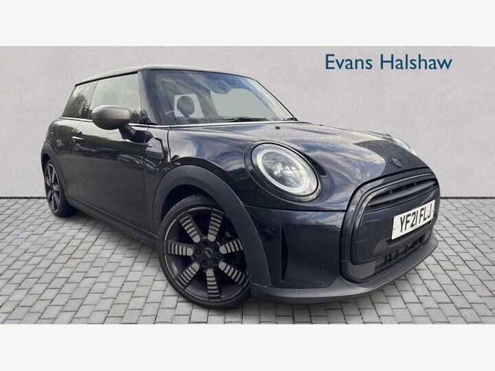 MINI HATCHBACK 1.5 Cooper Exclusive Euro 6 (s/s) 3dr