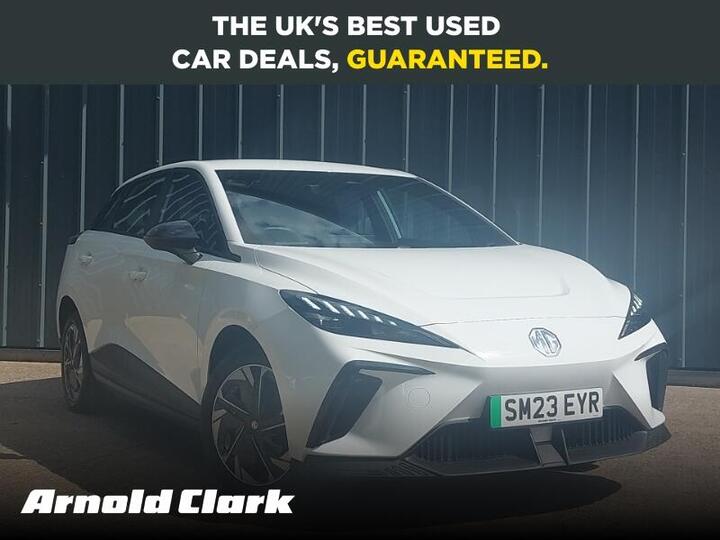 MG MG4 64kWh SE Long Range Auto 5dr