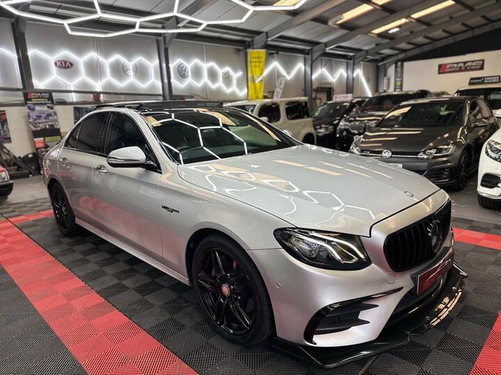 Mercedes-Benz E Class 2.0 E220d AMG Line (Premium) G-Tronic+ Euro 6 (s/s) 4dr Mercedes-Benz E Class 2.0 E220d AMG Line (Premium) G-Tronic+ Euro 6 (s/s) 4dr