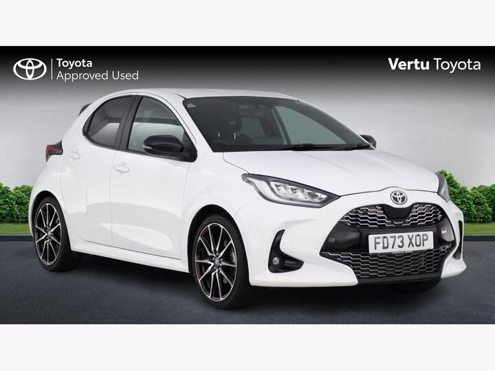 Toyota Yaris 1.5 VVT-h GR SPORT E-CVT Euro 6 (s/s) 5dr