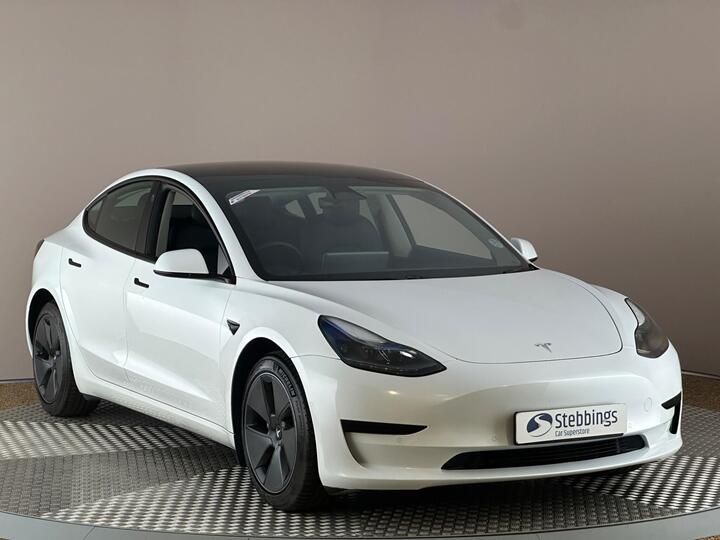 Tesla Model 3 Auto RWD 4dr