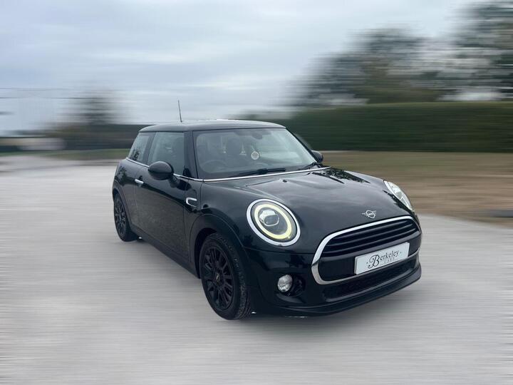 MINI HATCH 1.5 Cooper Classic Euro 6 (s/s) 3dr