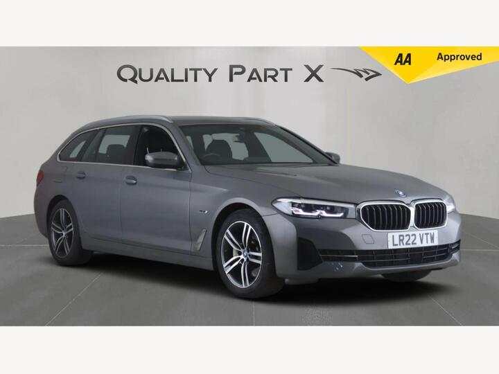 BMW 5 Series 2.0 530e 12kWh SE Touring Steptronic Euro 6 (s/s) 5dr BMW 5 Series 2.0 530e 12kWh SE Touring Steptronic Euro 6 (s/s) 5dr