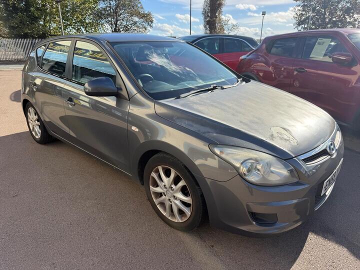 Hyundai I30 Hyundai I30 1.6 CRDi Comfort Euro 4 5dr