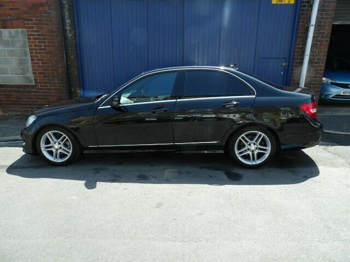Mercedes-Benz C Class 2.1 C220 CDI AMG Sport Edition G-Tronic+ Euro 5 (s/s) 4dr