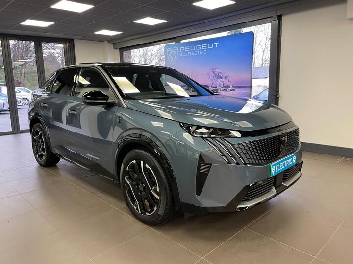 Peugeot E-3008 73kWh GT Auto 5dr