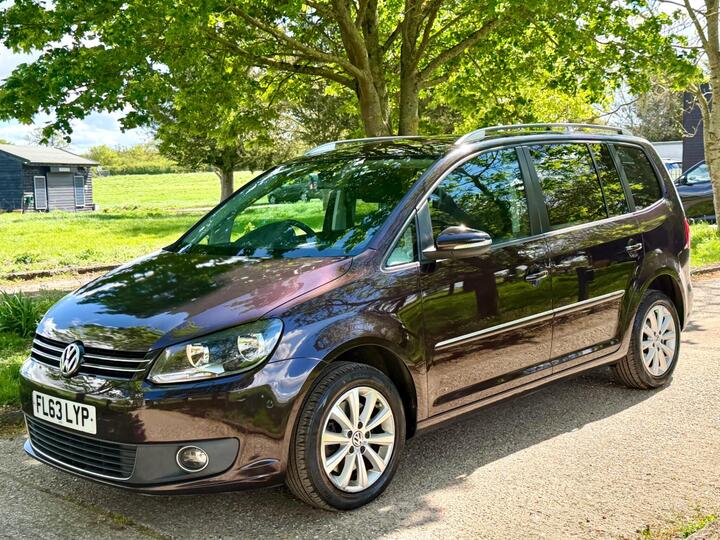 Volkswagen Touran 2.0 TDI BlueMotion Tech Sport DSG Euro 5 (s/s) 5dr
