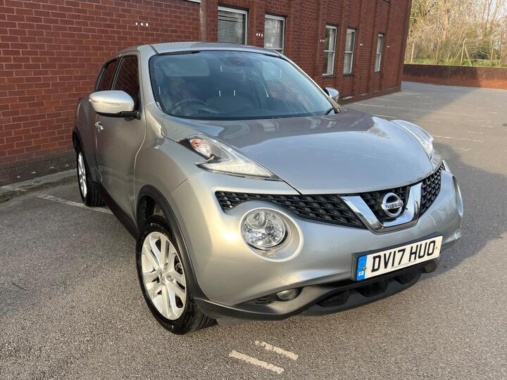 Nissan Juke 1.6 N-Connecta XTRON Euro 6 5dr