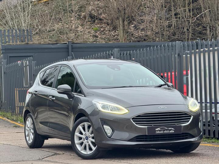 Ford Fiesta 1.0T EcoBoost Titanium Euro 6 (s/s) 5dr