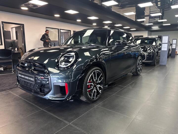 MINI Cooper 2.0 John Cooper Works Steptronic Euro 6 (s/s) 3dr