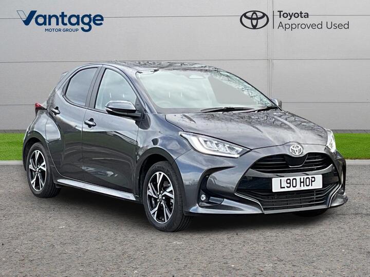 Toyota Yaris 1.5 VVT-h Design E-CVT Euro 6 (s/s) 5dr