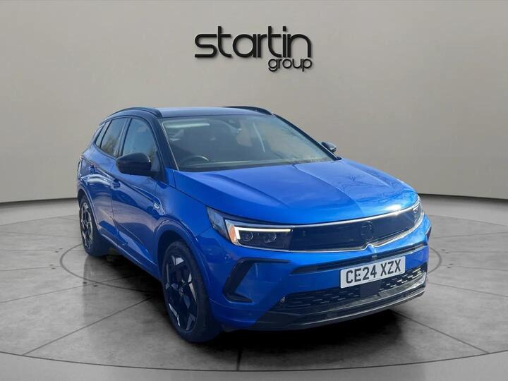 Vauxhall Grandland 1.6 14.2kWh GSe Auto AWD Euro 6 (s/s) 5dr