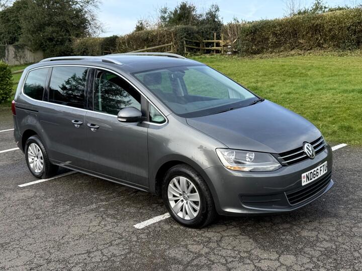 Volkswagen Sharan 2.0 TDI BlueMotion Tech SE Euro 6 (s/s) 5dr Volkswagen Sharan 2.0 TDI BlueMotion Tech SE Euro 6 (s/s) 5dr