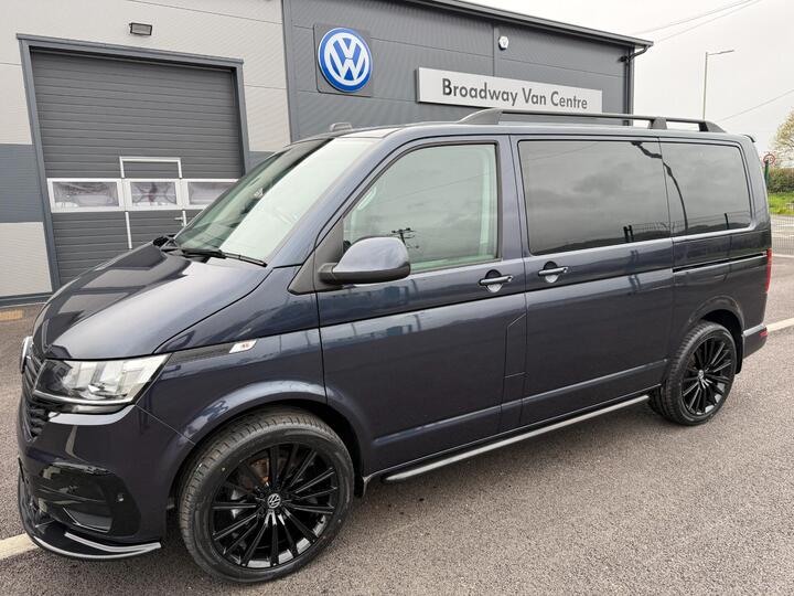 Volkswagen Transporter Shuttle 2.0 TDI SE DSG SWB Euro 6 (s/s) 5dr
