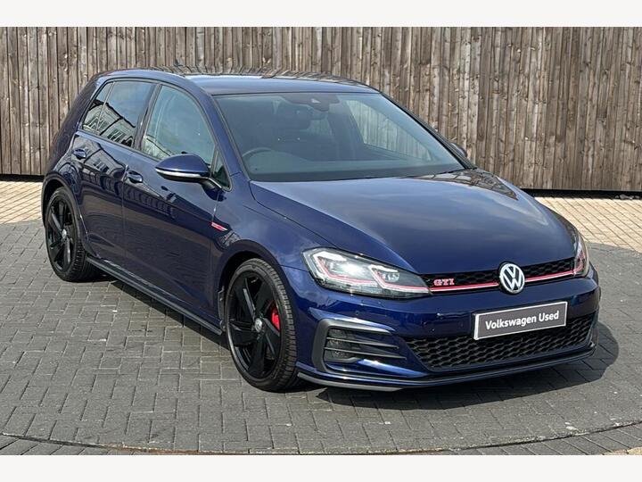 Volkswagen Golf 2.0 TSI GTI Performance DSG Euro 6 (s/s) 5dr Volkswagen Golf 2.0 TSI GTI Performance DSG Euro 6 (s/s) 5dr