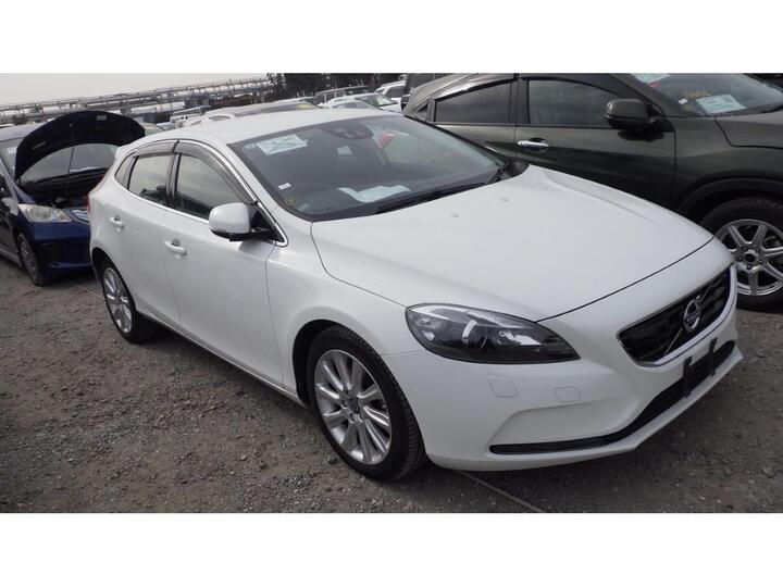 Volvo V40 1.6 T4 R-Design Lux Nav Powershift Euro 5 (s/s) 5dr
