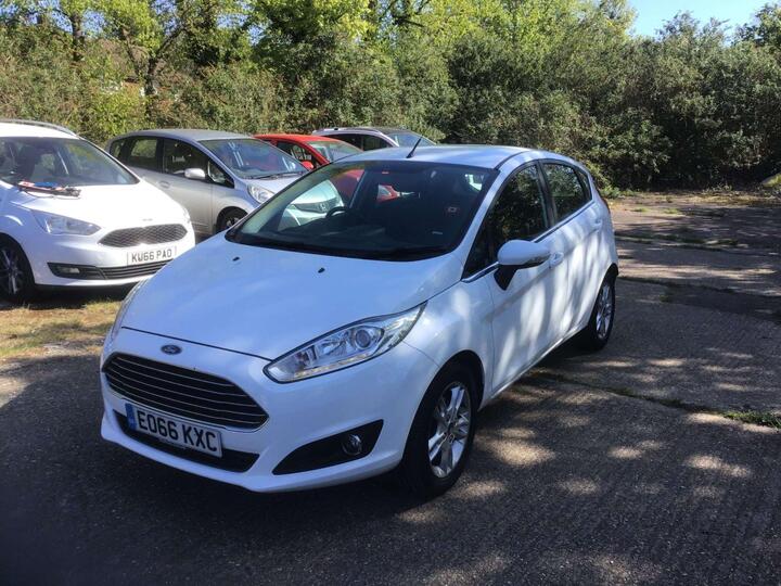 Ford Fiesta 1.0T EcoBoost Zetec Euro 6 (s/s) 5dr